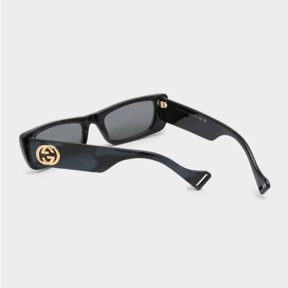 New GUCCI Monochromatic Rectangle Sunglasses w/ Interlocking G Temples